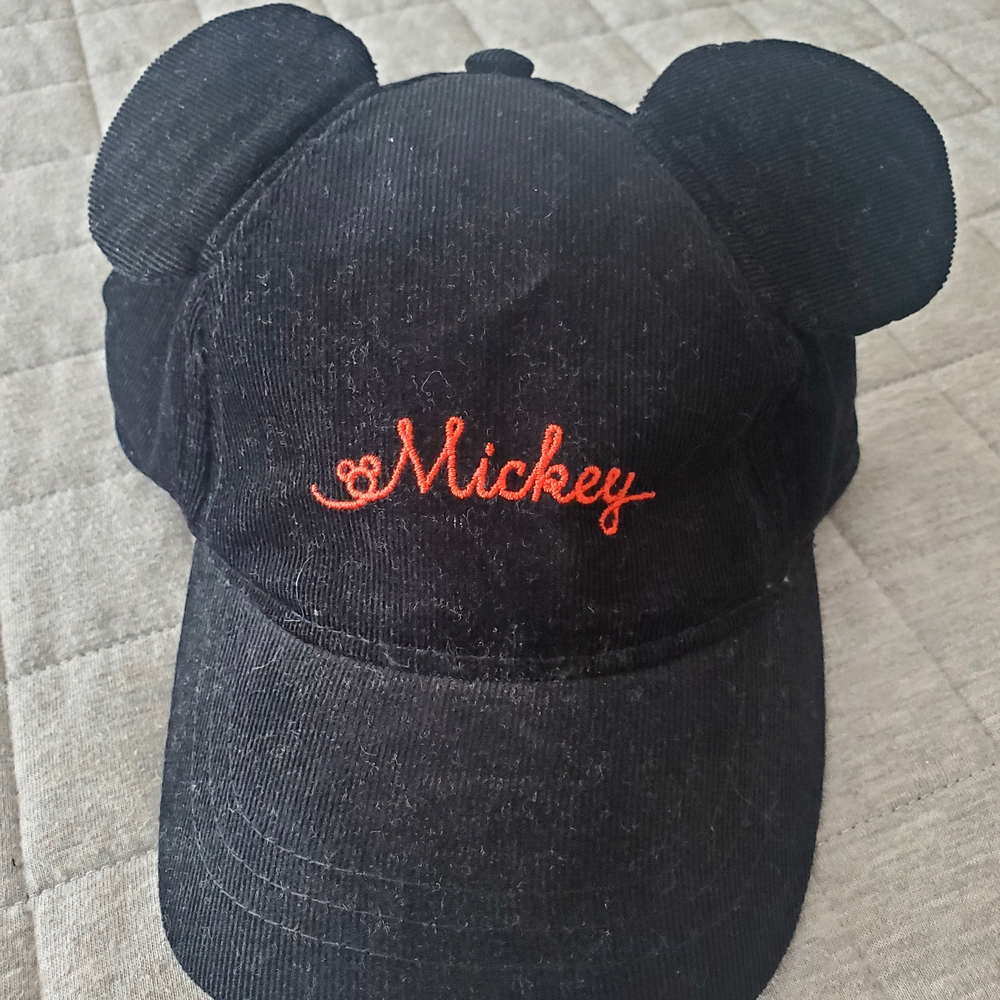 Disney Black Mickey Mouse Hat